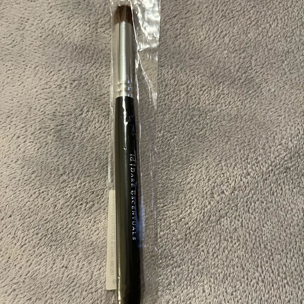 Bare Escentuals Heavenly Buffing Brush